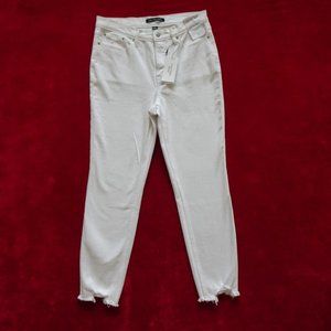 Calvin Klein Skinny Jeans Women's Size 28 White Denim Raw Hem